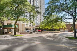 5455 N Sheridan Rd, Chicago, IL 60640 - Photo 25