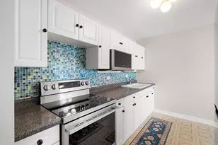 5455 N Sheridan Rd, Chicago, IL 60640 - Photo 9