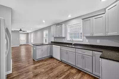 1503 Eadens Place, Dixon, IL 61021 - Photo 13