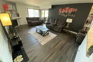 1411 N Sterling Ave, Palatine, IL 60067 - Photo 7