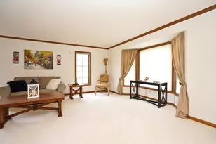 520 Schauer Ln, Rockford, IL 61107 - Photo 9