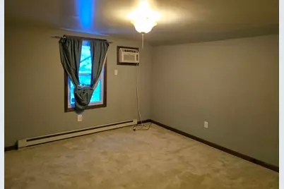 500 W North Street, Mt Sterling, IL 62353 - Photo 11