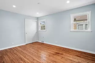 12321 S Green St, Calumet Park, IL 60827 - Photo 9