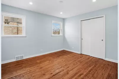 12321 S Green Street, Calumet Park, IL 60827 - Photo 11