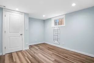 12321 S Green St, Calumet Park, IL 60827 - Photo 17