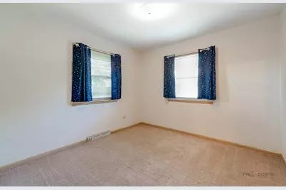 3615 Grandmore Avenue, Gurnee, IL 60031 - Photo 15
