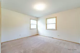 3615 Grandmore Ave, Gurnee, IL 60031 - Photo 13