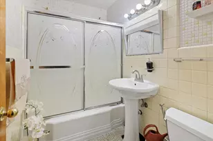2545 W Summerdale Ave, Chicago, IL 60625 - Photo 11