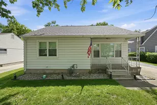 1349 Perry St, Crete, IL 60417 - Photo 1
