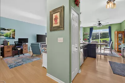 6N285 Whitmore Circle #D, Saint Charles, IL 60174 - Photo 7