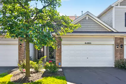 6N285 Whitmore Circle #D, Saint Charles, IL 60174 - Photo 1
