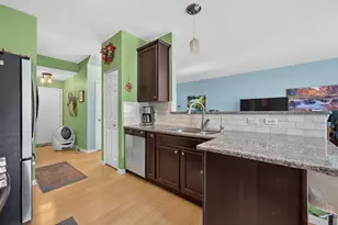 6N285 Whitmore Cir, Saint Charles, IL 60174 - Photo 9