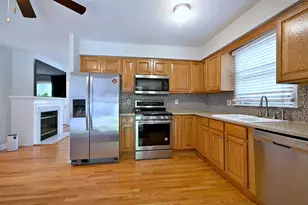 10220 Dickens Ave, Melrose Park, IL 60164 - Photo 9