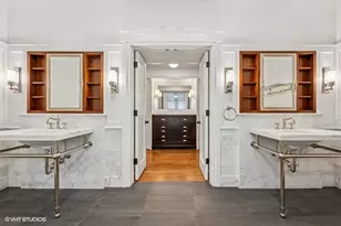746 W Belden Ave, Chicago, IL 60614 - Photo 11