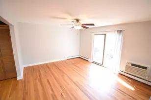 300 Opatrny Dr, Fox River Grove, IL 60021 - Photo 7