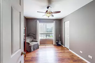 263 S Collins St, South Elgin, IL 60177 - Photo 15