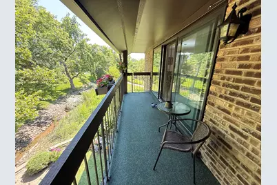 6135 Essex Court #D, Willowbrook, IL 60527 - Photo 17