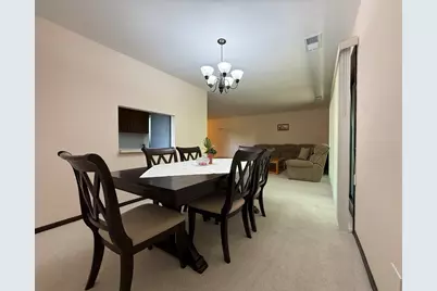 6135 Essex Court #D, Willowbrook, IL 60527 - Photo 5