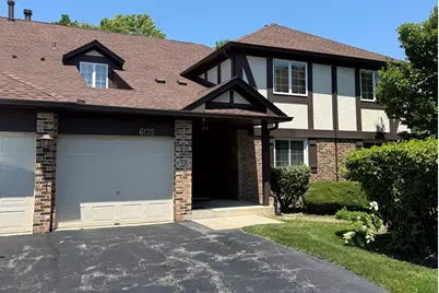 6135 Essex Court #D, Willowbrook, IL 60527 - Photo 1