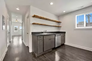3125 N California Ave, Chicago, IL 60618 - Photo 7