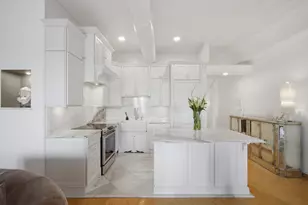 3323 N Paulina St, Chicago, IL 60657 - Photo 5