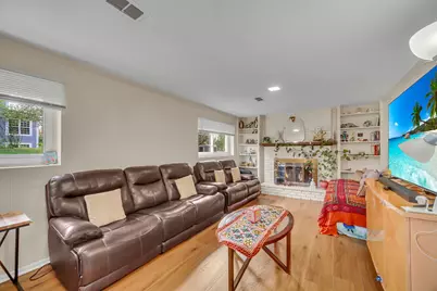 401 Greentree Parkway, Libertyville, IL 60048 - Photo 17