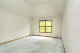 650 Lavina Ct, Bolingbrook, IL 60440 - Photo 17