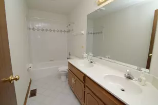 650 Lavina Ct, Bolingbrook, IL 60440 - Photo 25
