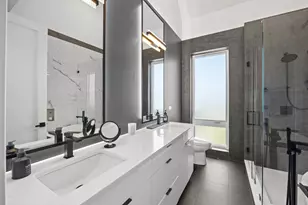 3901 S Lake Park Ave, Chicago, IL 60653 - Photo 17