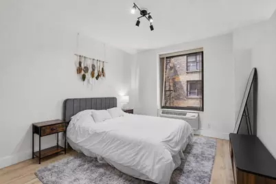 40 E Delaware Place #1204, Chicago, IL 60611 - Photo 9