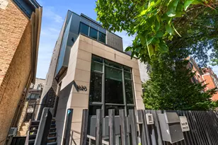 1620 W Pierce Ave, Chicago, IL 60622 - Photo 1