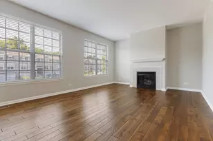 2255 Hudson Cir, Aurora, IL 60502 - Photo 3