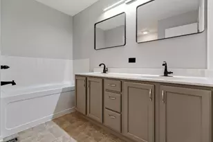 2255 Hudson Cir, Aurora, IL 60502 - Photo 15