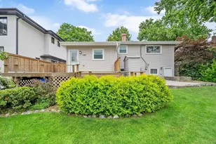 393 Grandview Ave, Glen Ellyn, IL 60137 - Photo 21