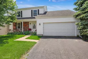 918 Horseshoe Ct, Carol Stream, IL 60188 - Photo 1
