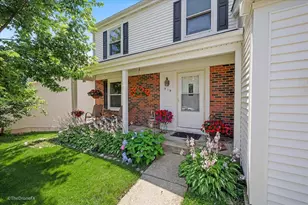 918 Horseshoe Ct, Carol Stream, IL 60188 - Photo 3