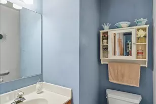 918 Horseshoe Ct, Carol Stream, IL 60188 - Photo 9