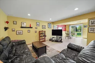 918 Horseshoe Ct, Carol Stream, IL 60188 - Photo 27