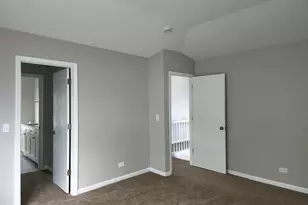 568 Rebecca Ln, Bolingbrook, IL 60440 - Photo 13
