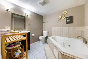 10218 S Wood St, Chicago, IL 60643 - Photo 23