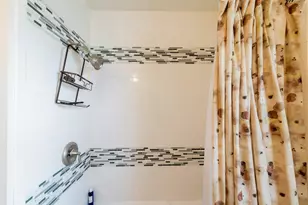 10218 S Wood St, Chicago, IL 60643 - Photo 13