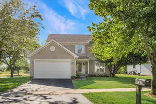 384 S Clearview Circle, Round Lake, IL 60073 - Photo 1