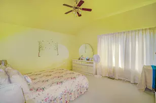 384 S Clearview Circle, Round Lake, IL 60073 - Photo 13
