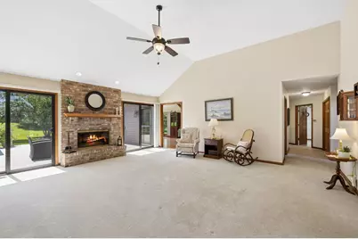 6N731 Willowbrook Drive, Saint Charles, IL 60175 - Photo 5
