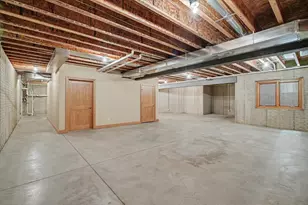 4014 Clubhouse Dr, Champaign, IL 61822 - Photo 53