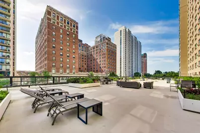 3180 N Lake Shore Drive #4G, Chicago, IL 60657 - Photo 25