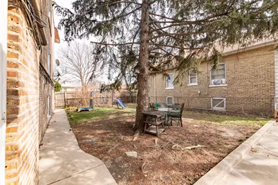 3058 N Kostner Avenue #2W, Chicago, IL 60641 - Photo 11