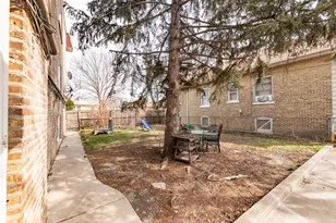 3058 N Kostner Ave, Chicago, IL 60641 - Photo 11