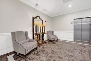 630 N State St, Chicago, IL 60654 - Photo 47