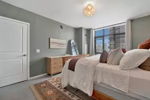 630 N State St, Chicago, IL 60654 - Photo 25